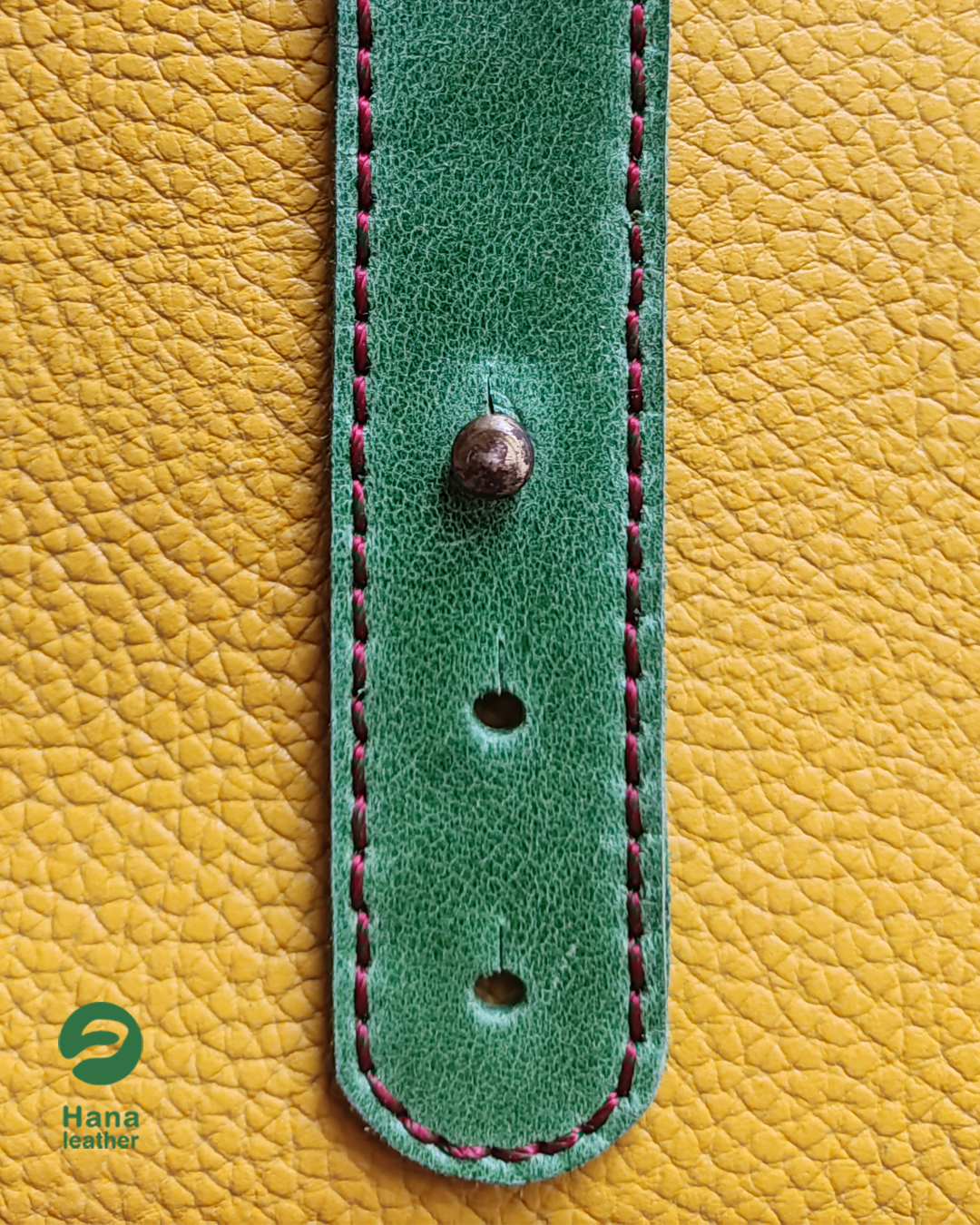 کیف تبلت دوشی چرم